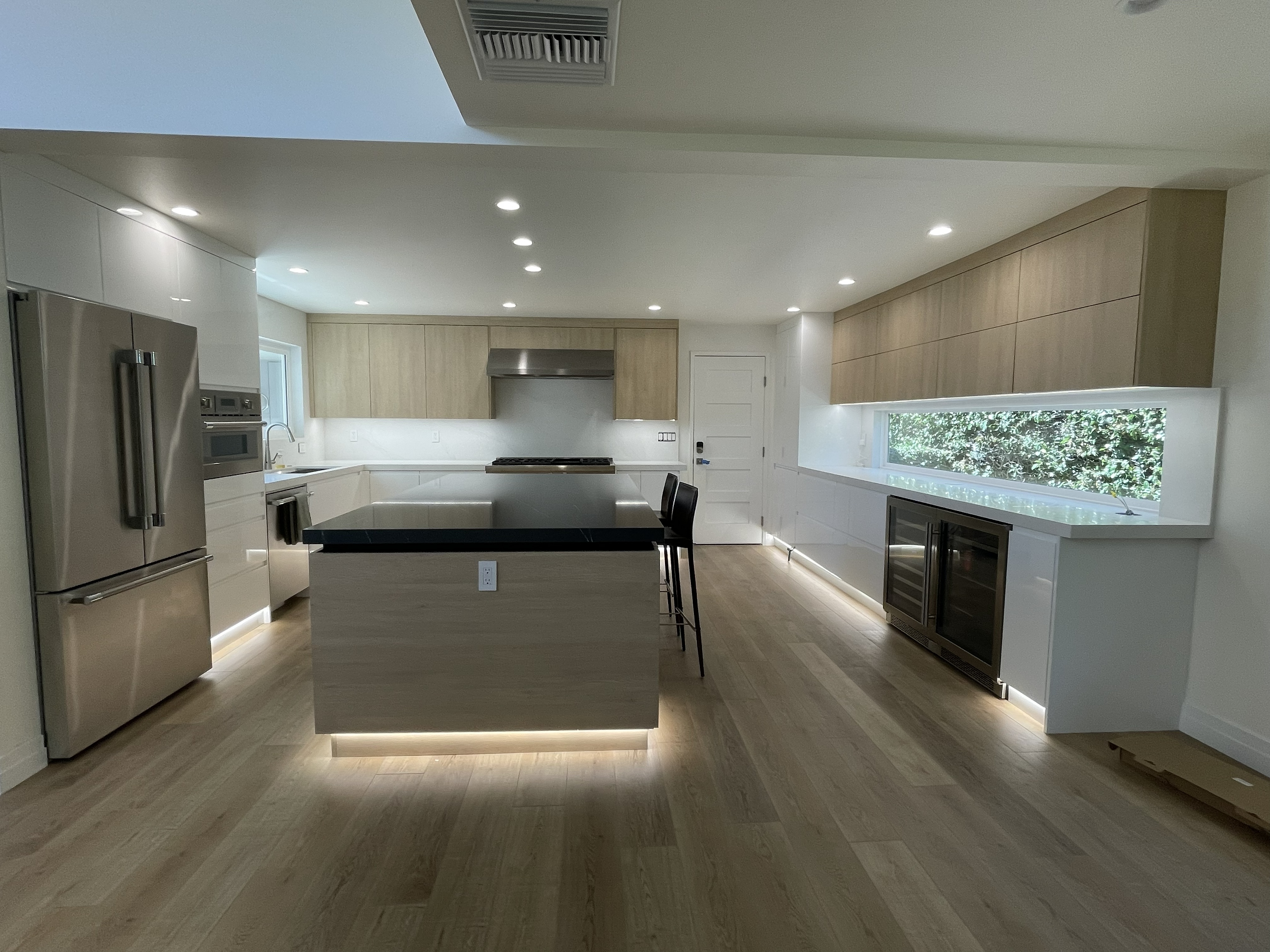 Irvine Modern Custom Cabinetry custom cabinetry detail 4