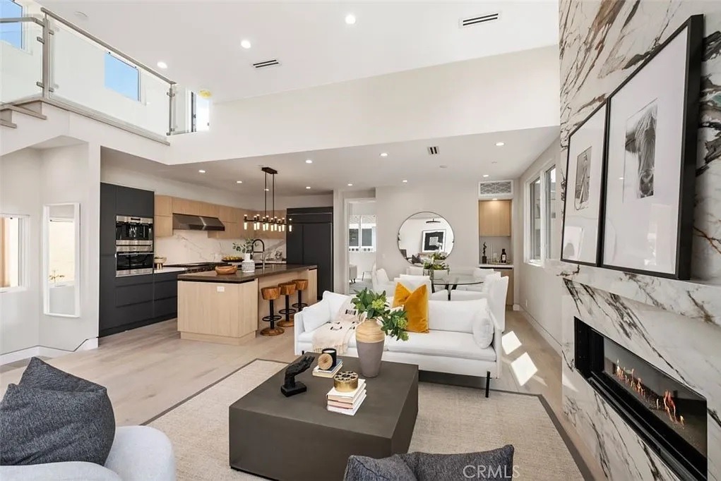Corona del Mar Modern Custom Cabinetry custom cabinetry